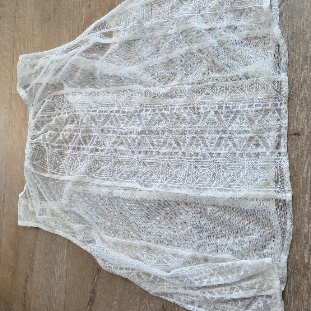 American Eagle Outfitters Sheer Lace Blouse - White Size Medium - Picture 5 of 7